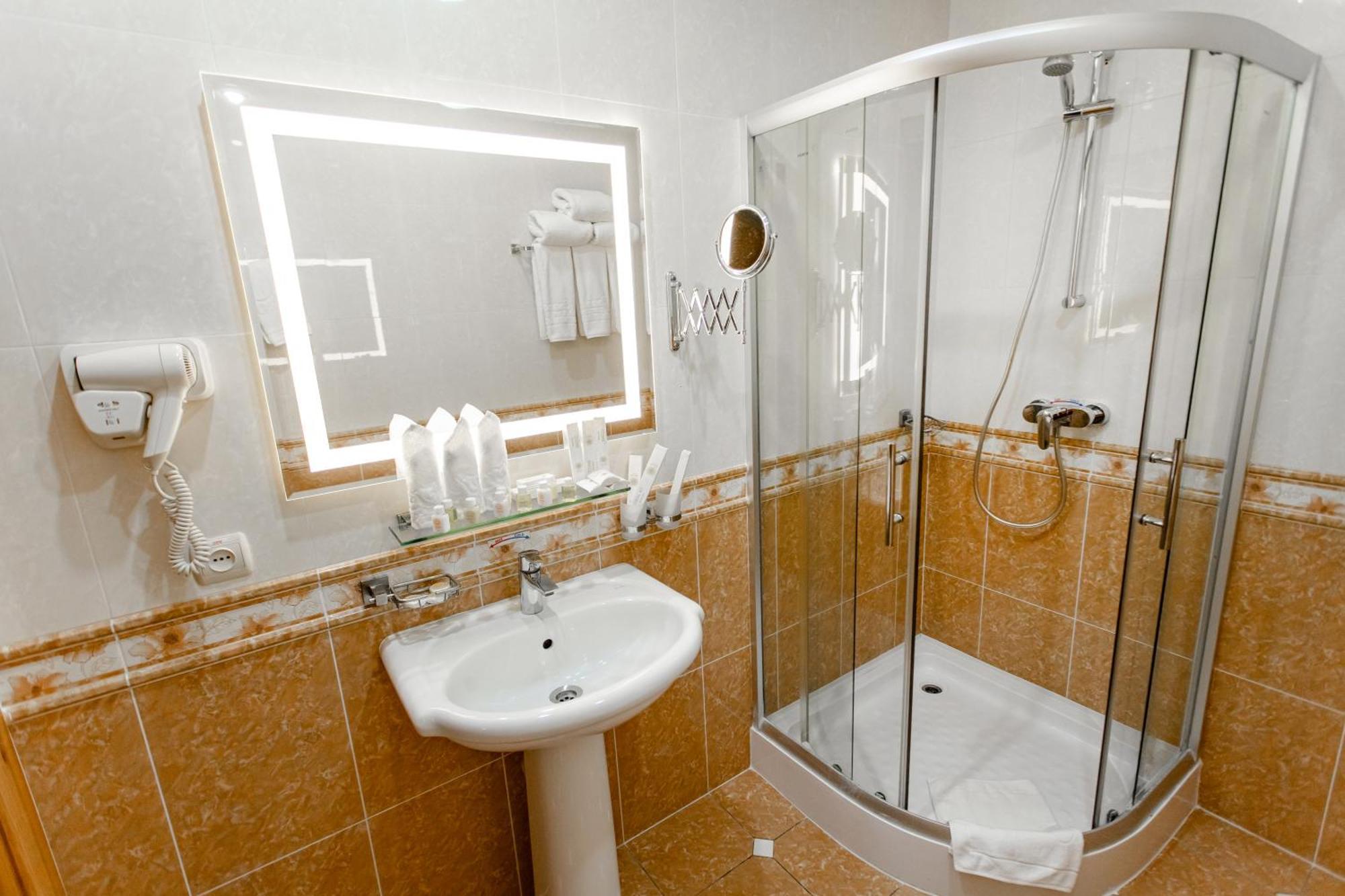 Hotel Grand Samarkand Superior - A Buitenkant foto