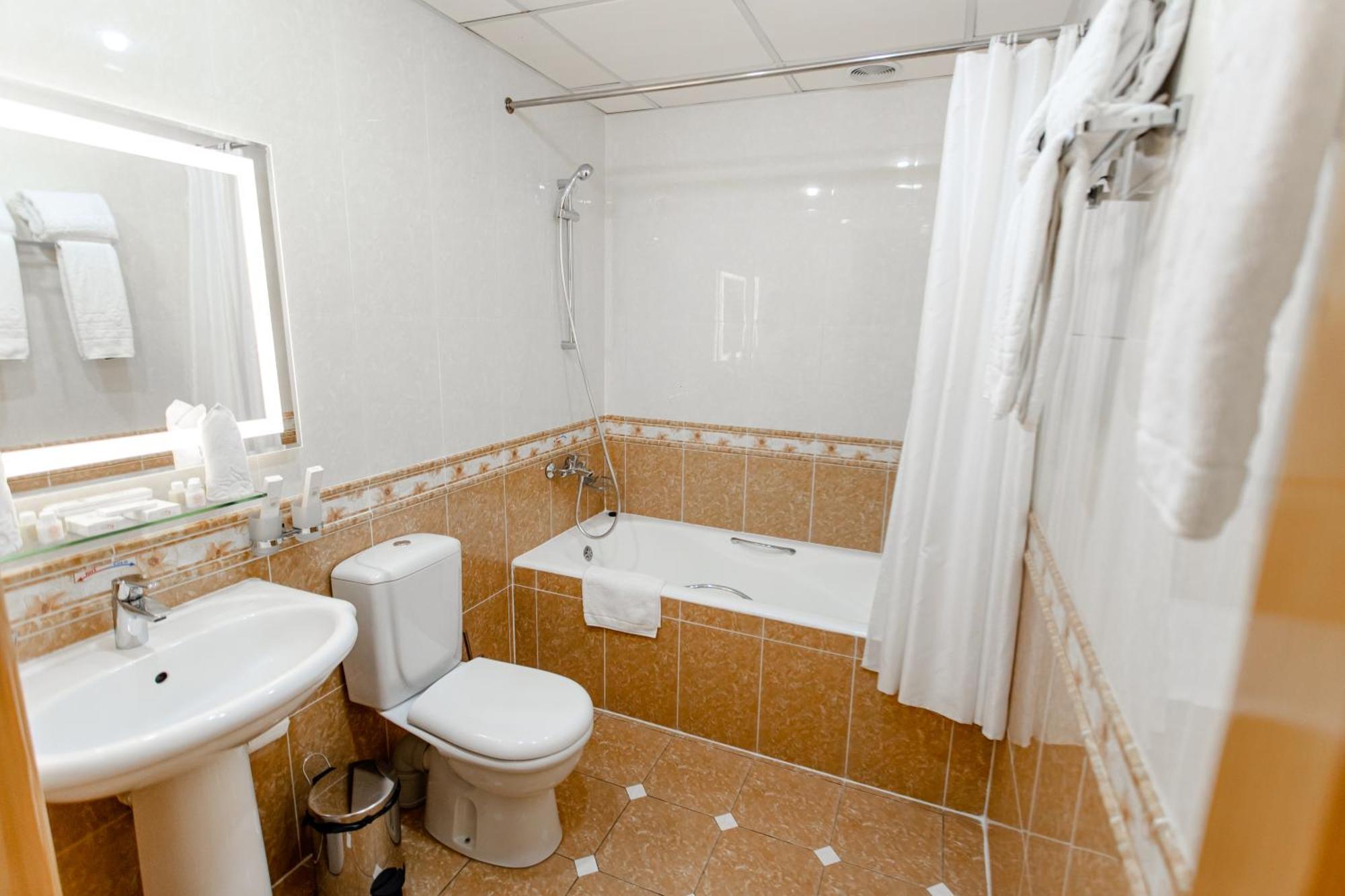 Hotel Grand Samarkand Superior - A Buitenkant foto