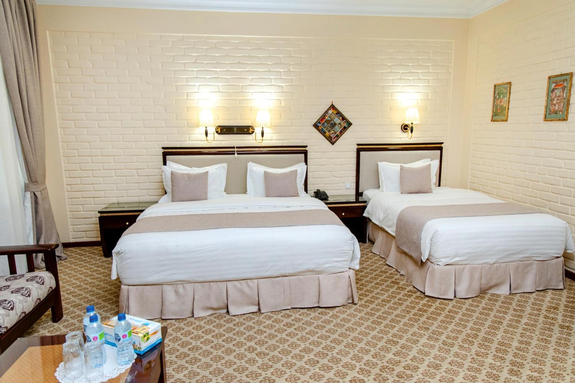 Hotel Grand Samarkand Superior - A Buitenkant foto