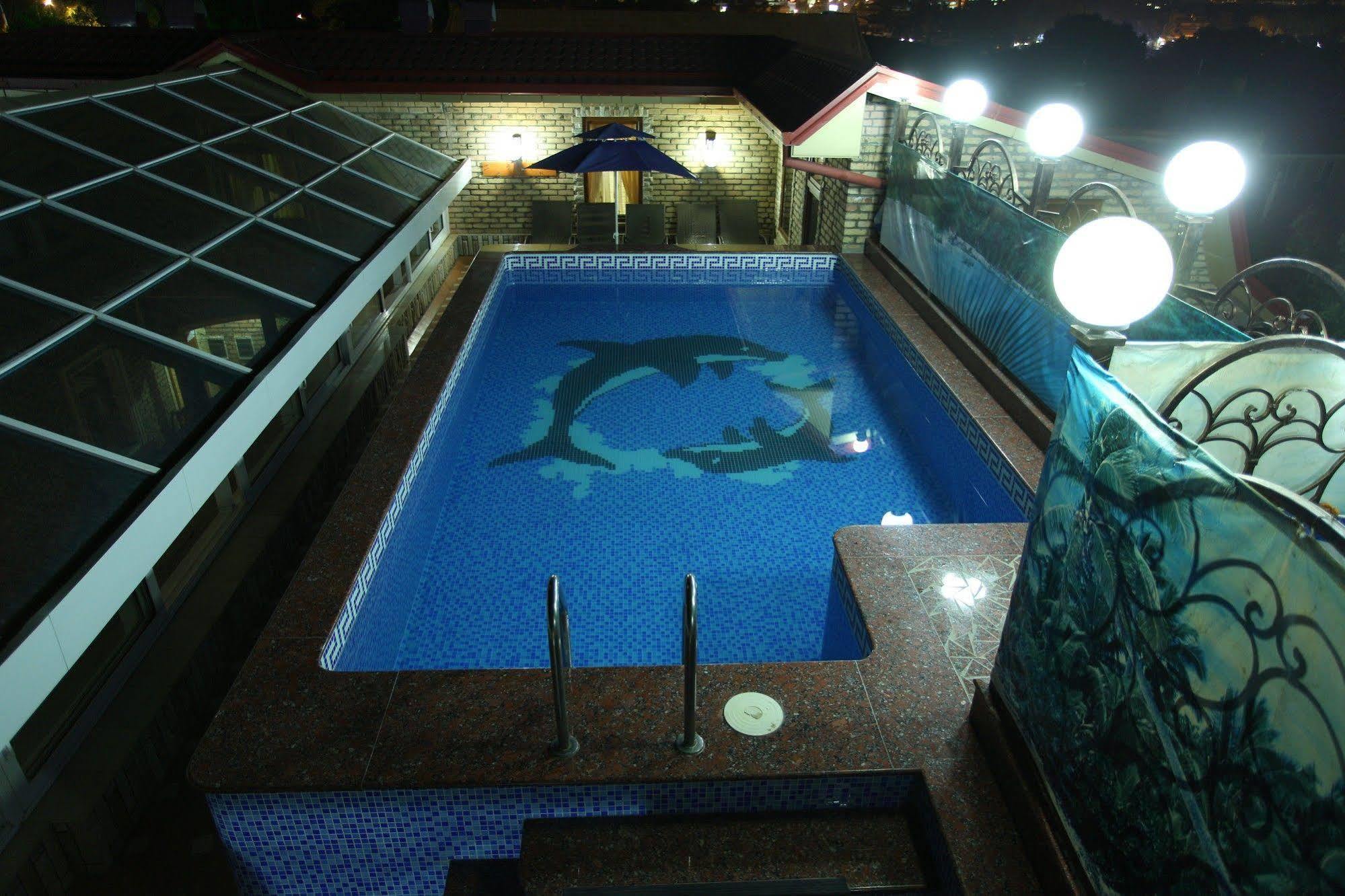 Hotel Grand Samarkand Superior - A Buitenkant foto
