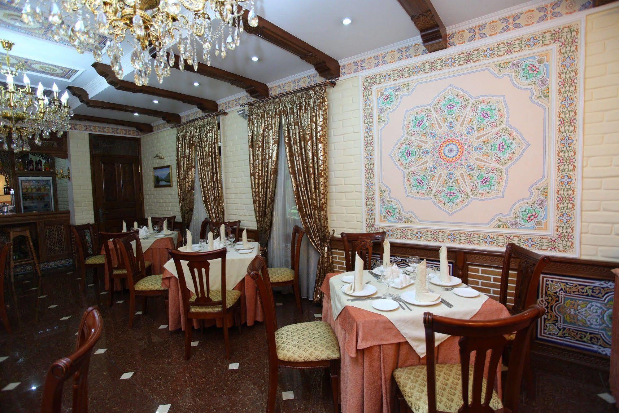 Hotel Grand Samarkand Superior - A Buitenkant foto