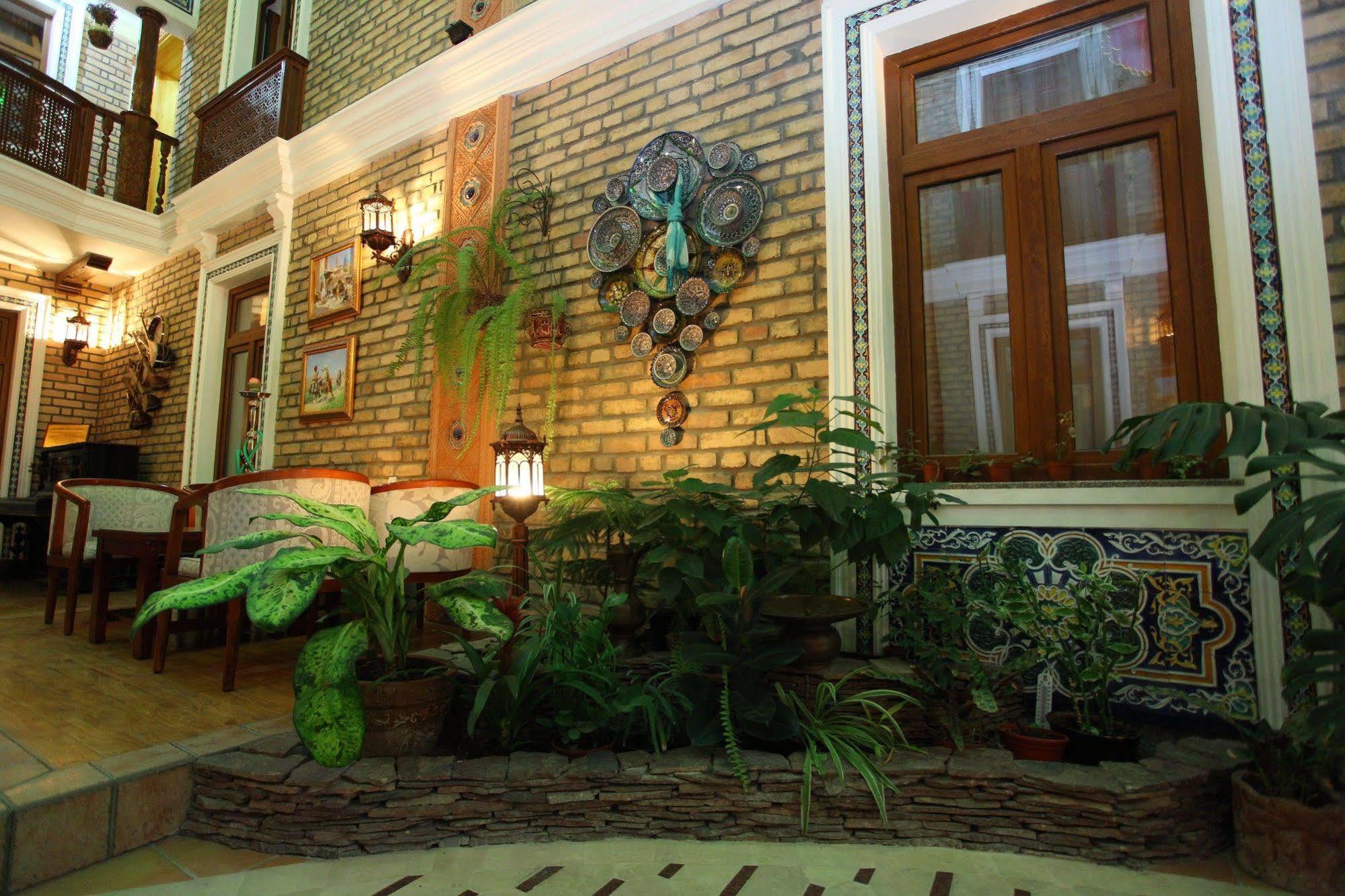Hotel Grand Samarkand Superior - A Buitenkant foto